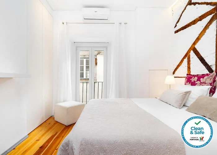 Whome | Downtown Family Apartment
